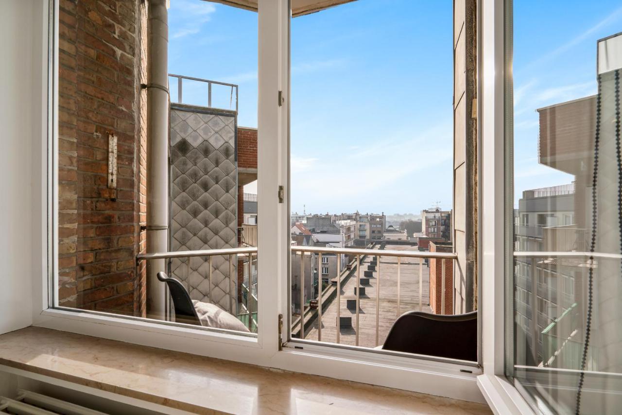Fantastically Located Modern Apartment With Garage Available Остенде Екстериор снимка